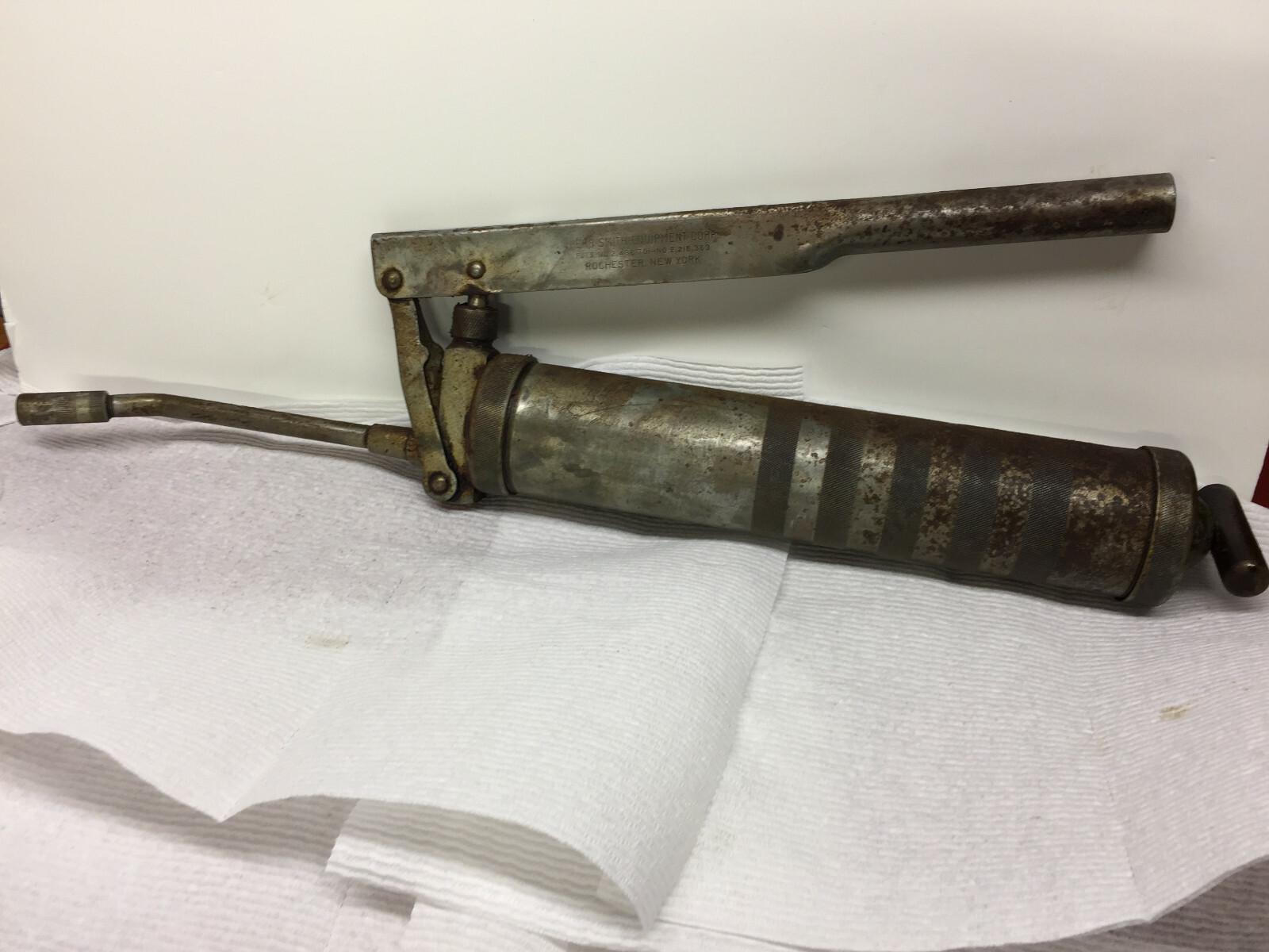 Vintage Herb Smith Equip Mfg. Motor Vehicle Grease Gun Tool Over 50