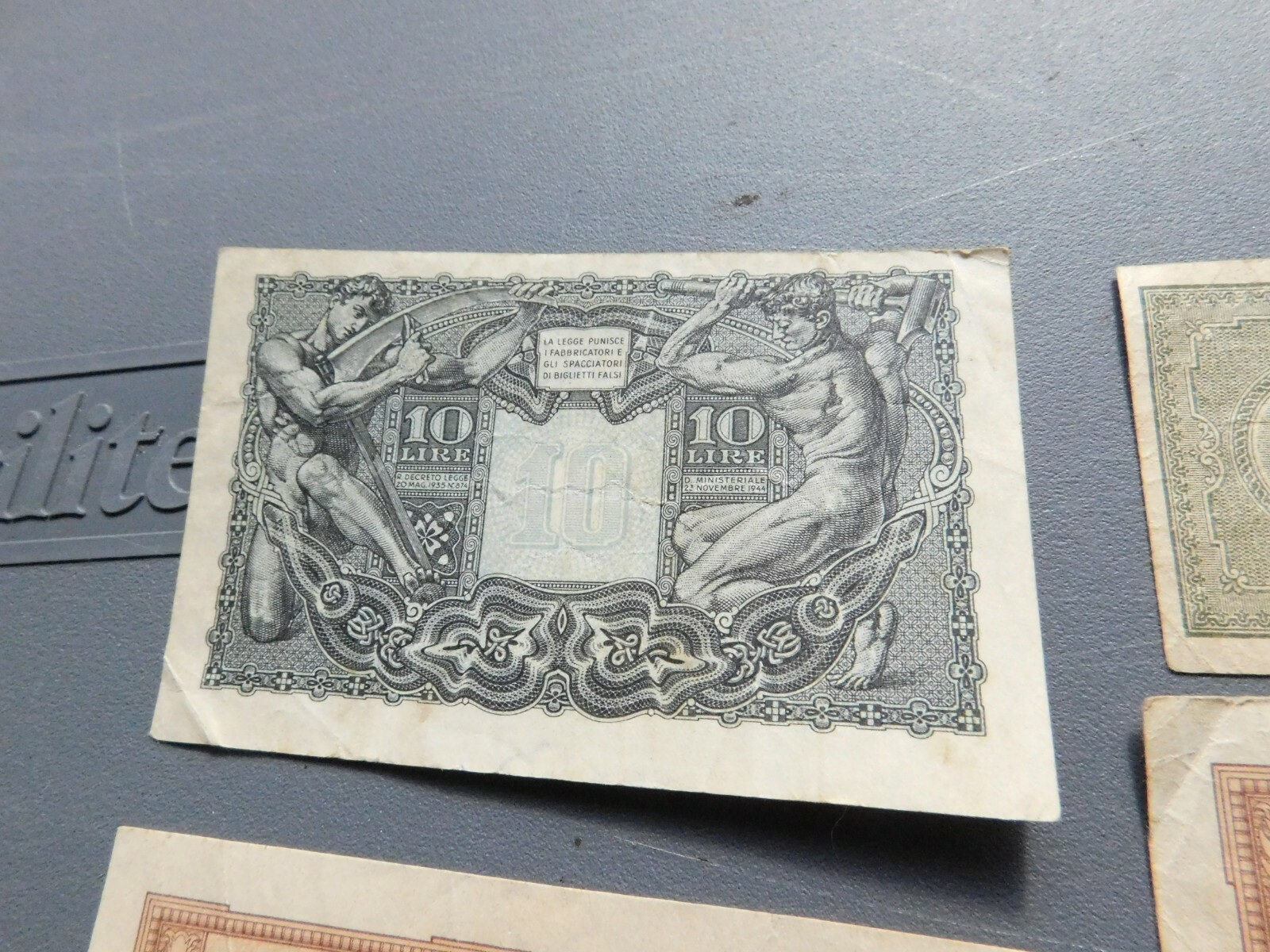 4 WWII DATED ITALIAN MONEY GREAT CONDITION 1 LIRA , 2 - 5 LIRE AND 10 LIRE