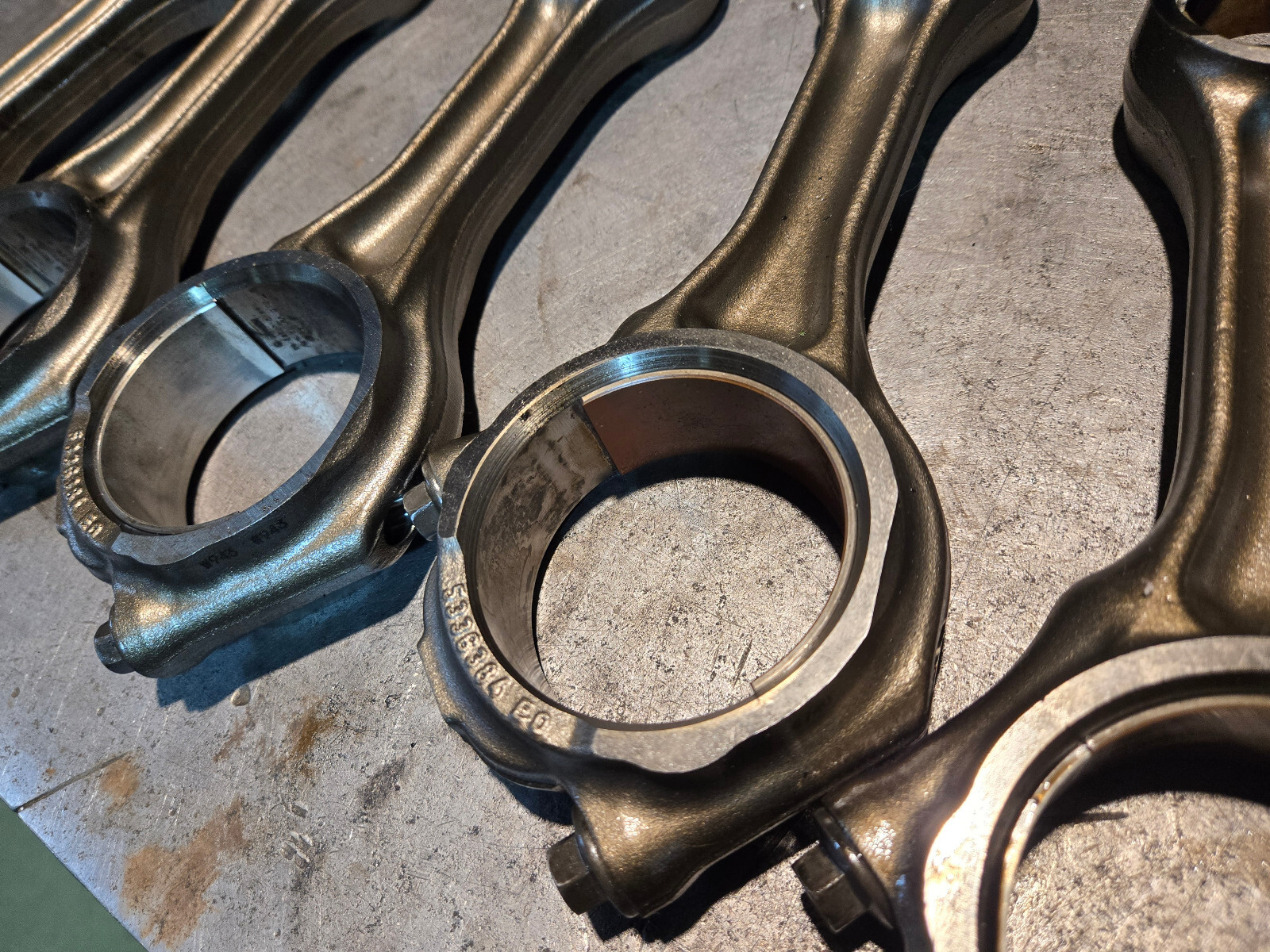 SET OF 6 - 6.7L CUMMINS 5336384 CONNECTING ROD 2019-2023 68447755AA - Picture 5 of 16