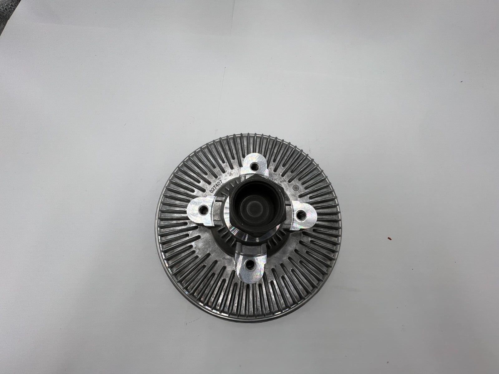 288813122, 027261, 027407 Engine Cooling Fan Clutch Heavy