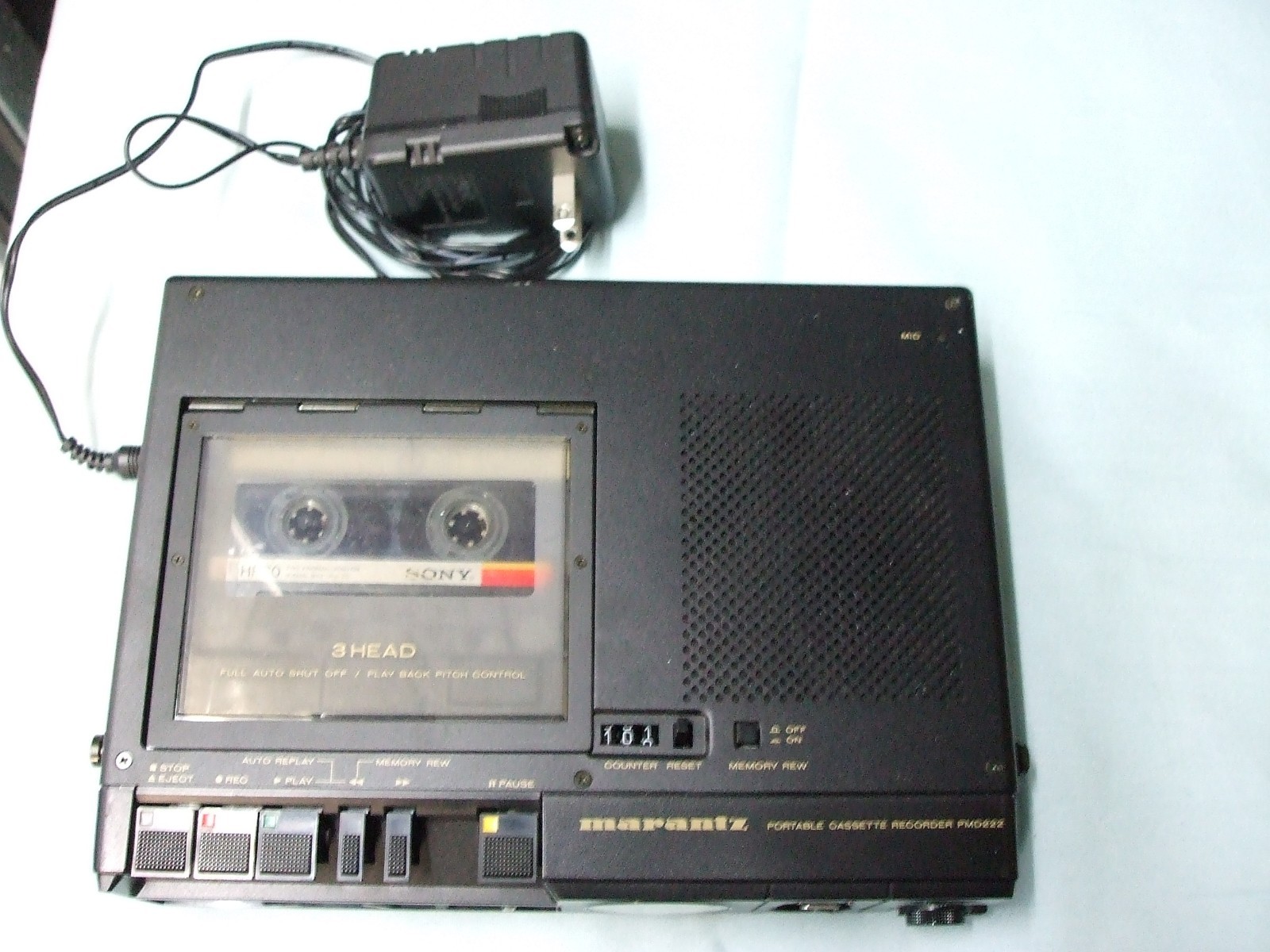 Marantz PMD222 Professional portable Cassette / Tape Cassette Recorder