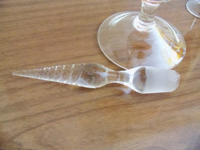 Beautiful 7 Pc - 2 Tone Art Glass Decanter w/ 5 Cordials