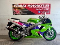 KAWASAKI ZXR 750-L3 STUNNING ORIGINAL CONDITION VERY RARE TO FIND 1995 N REG
