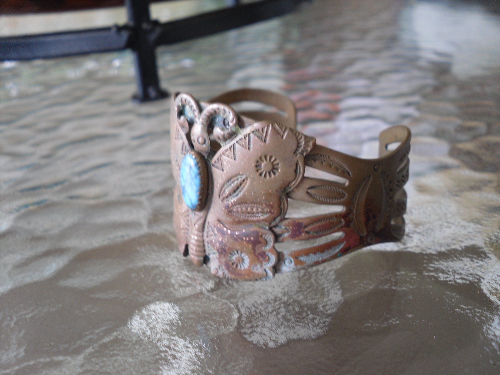 VINTAGE SOLID COPPER TURQUOISE CUFF BRACELET JEWELRY BUTTERFLY FEATHERS