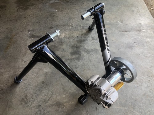 CycleOps Fluid2 Power Trainer Kit - Planet Bike East
