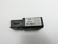 Peugeot 2008 II CMP 23-26 USB-C Buchse Anschluss Peugeot 2008 II CMP 23-26 20.20.2020 98313506VV 98380610VV gebraucht Vorschau 3