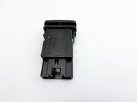 Toyota Previa Estima R3 00-05 Schalter Achszuschaltung Autom. Toyota Previa Estima R3 00-05 01.07.2000 153288 gebraucht Vorschau 4