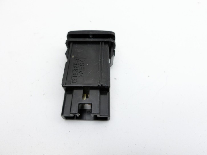 Toyota Previa Estima R3 00-05 Schalter Achszuschaltung Autom. Toyota Previa Estima R3 00-05 01.07.2000 153288 gebraucht Vorschau 3