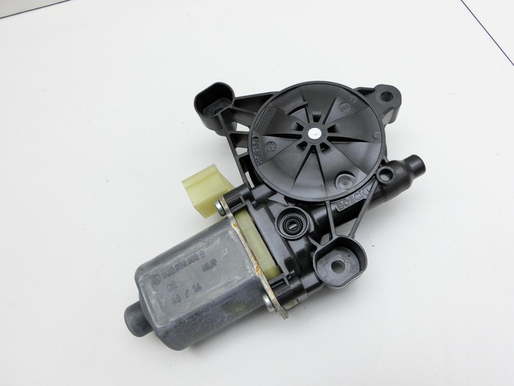 Skoda Octavia VRS III 5E 12-16 Kombi Fensterhebermotor Rechts Vorne Skoda Octavia VRS III 5E 12-16 18.12.2014... Vorschau 2