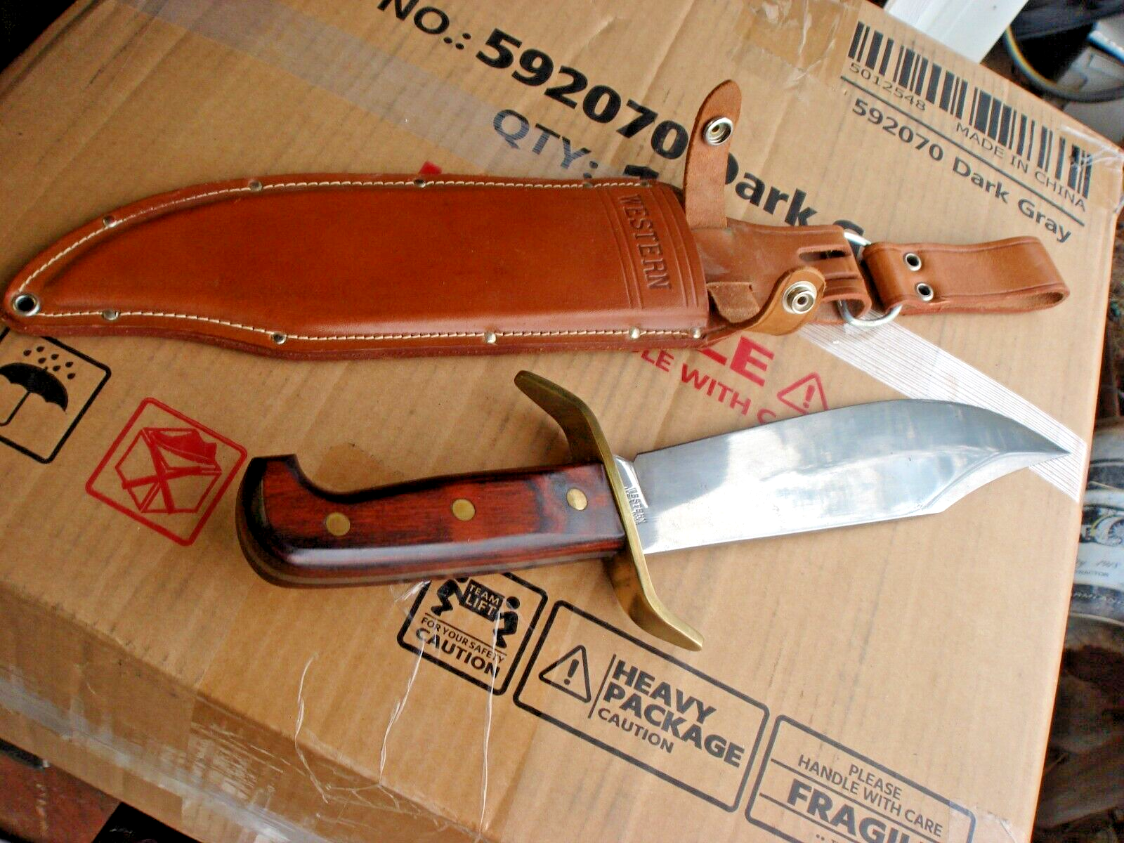 With Sheath Made In The U.s.a.