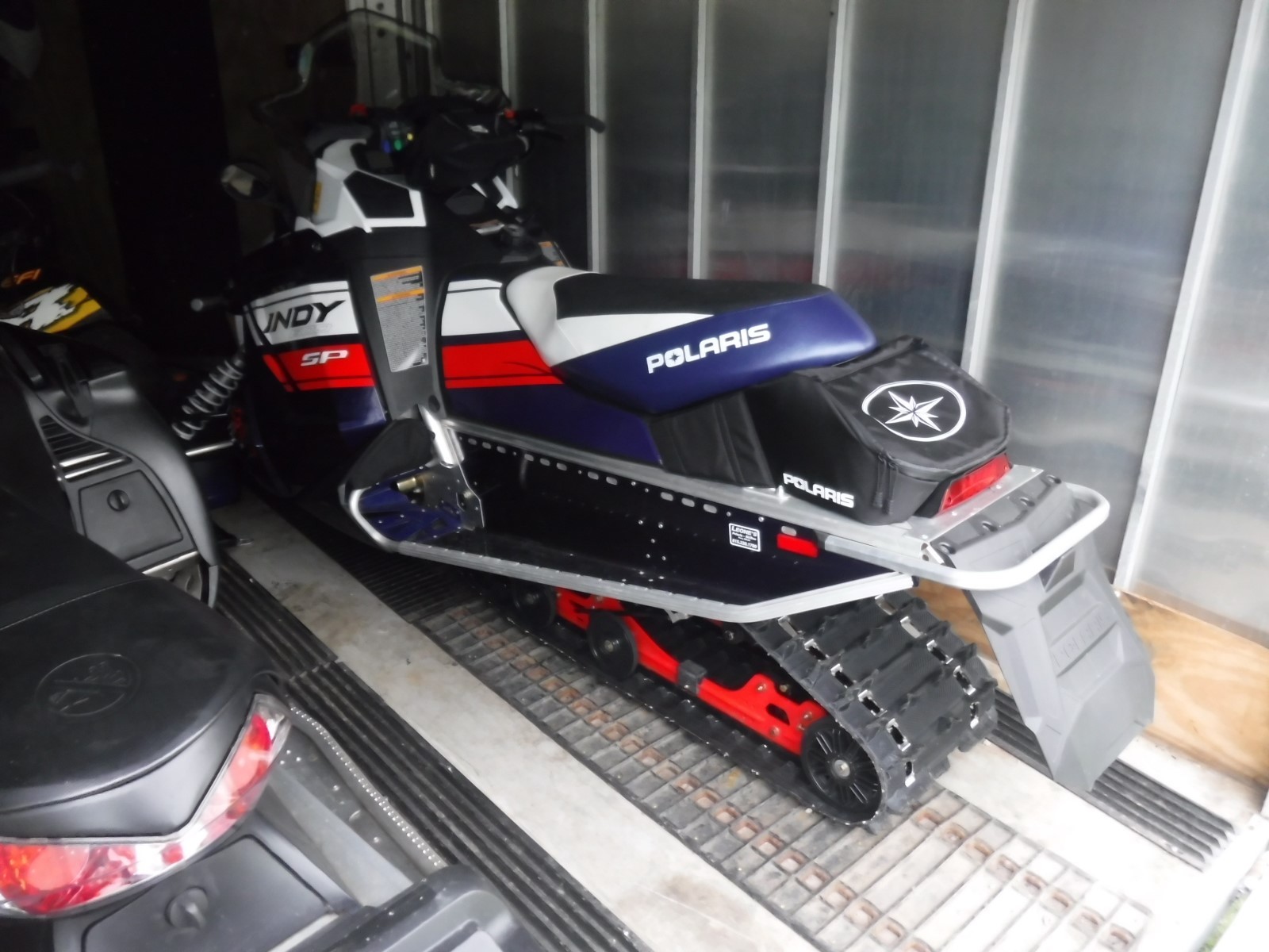 2016 POLARIS 600 INDY SP TD snowmobile w 1178 miles on her in INDIANA