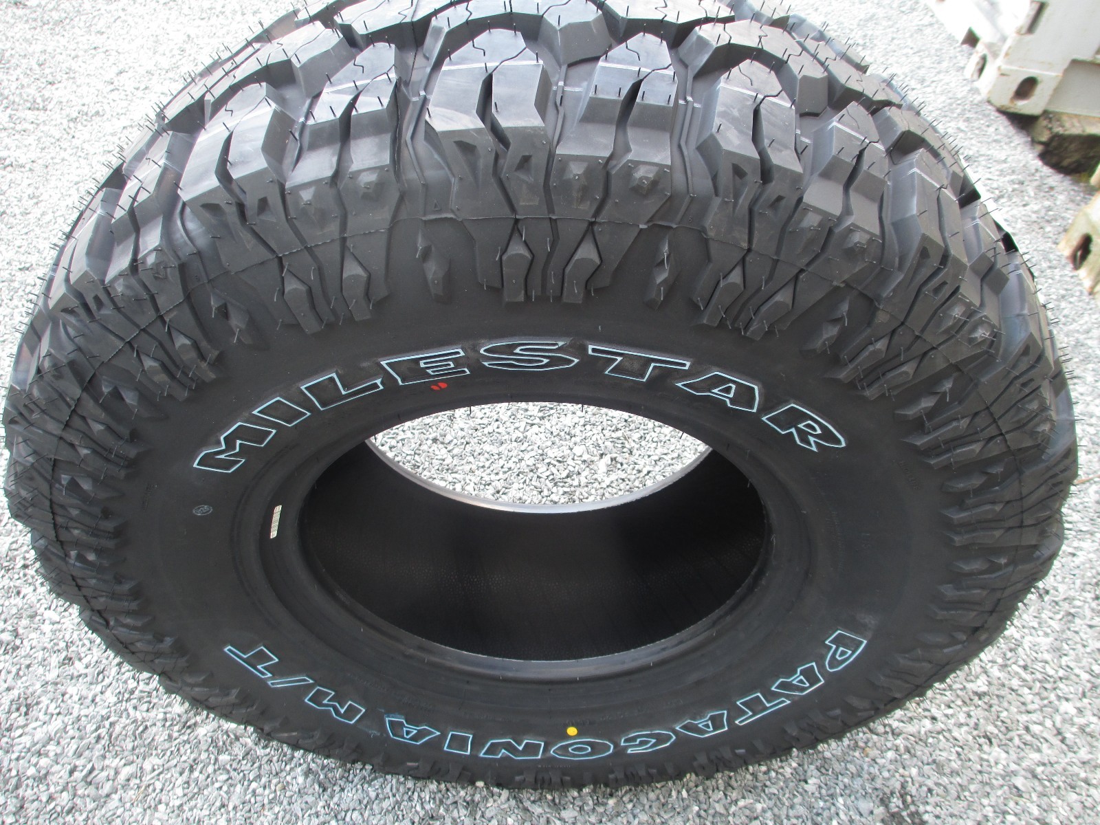шины federal couragia m/t 235/85 r16. Comforser gn3000. Geolandar m/t g003. 215/75 r15 bontyre stalker. Bontyre stalker m/t 285/75r16.