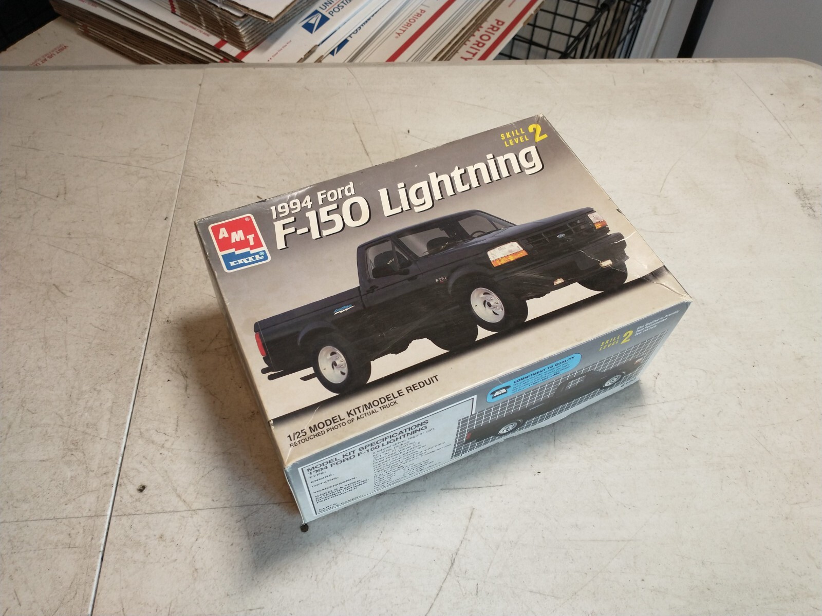 amt 1/25 1994 ford f-150 とレンジャー セット Amazon.com: AMT 1994 Ford F-150 Lightning Pickup 2T 1:25