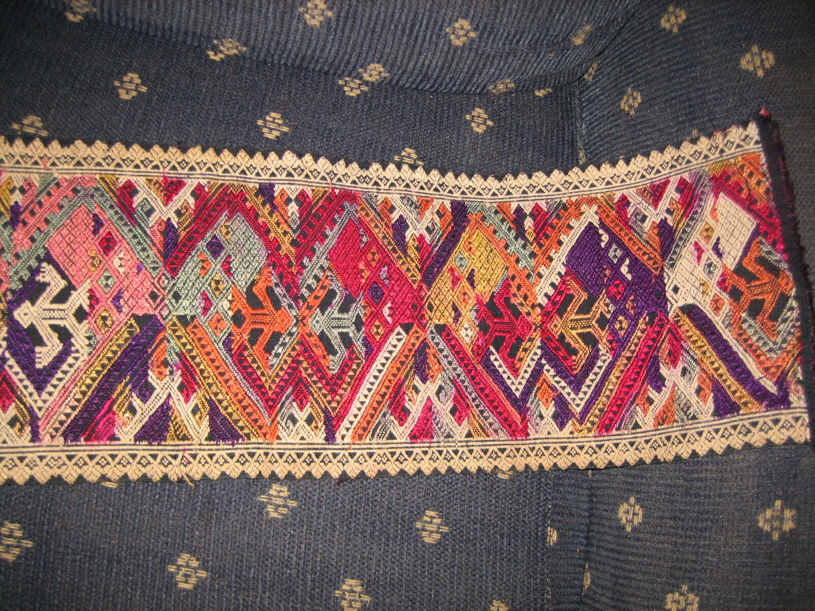 OLD VINTAGE LAOTIAN TEXTILE SILK WEAVING LAOS Skirt Bottom TRADITIOnal  PATTERN