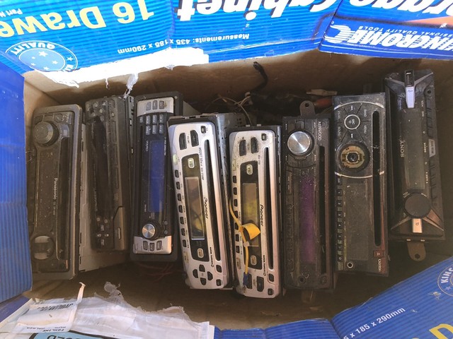Car stereo CD player decks cheap | Audio, GPS & Car Alarms | Gumtree
