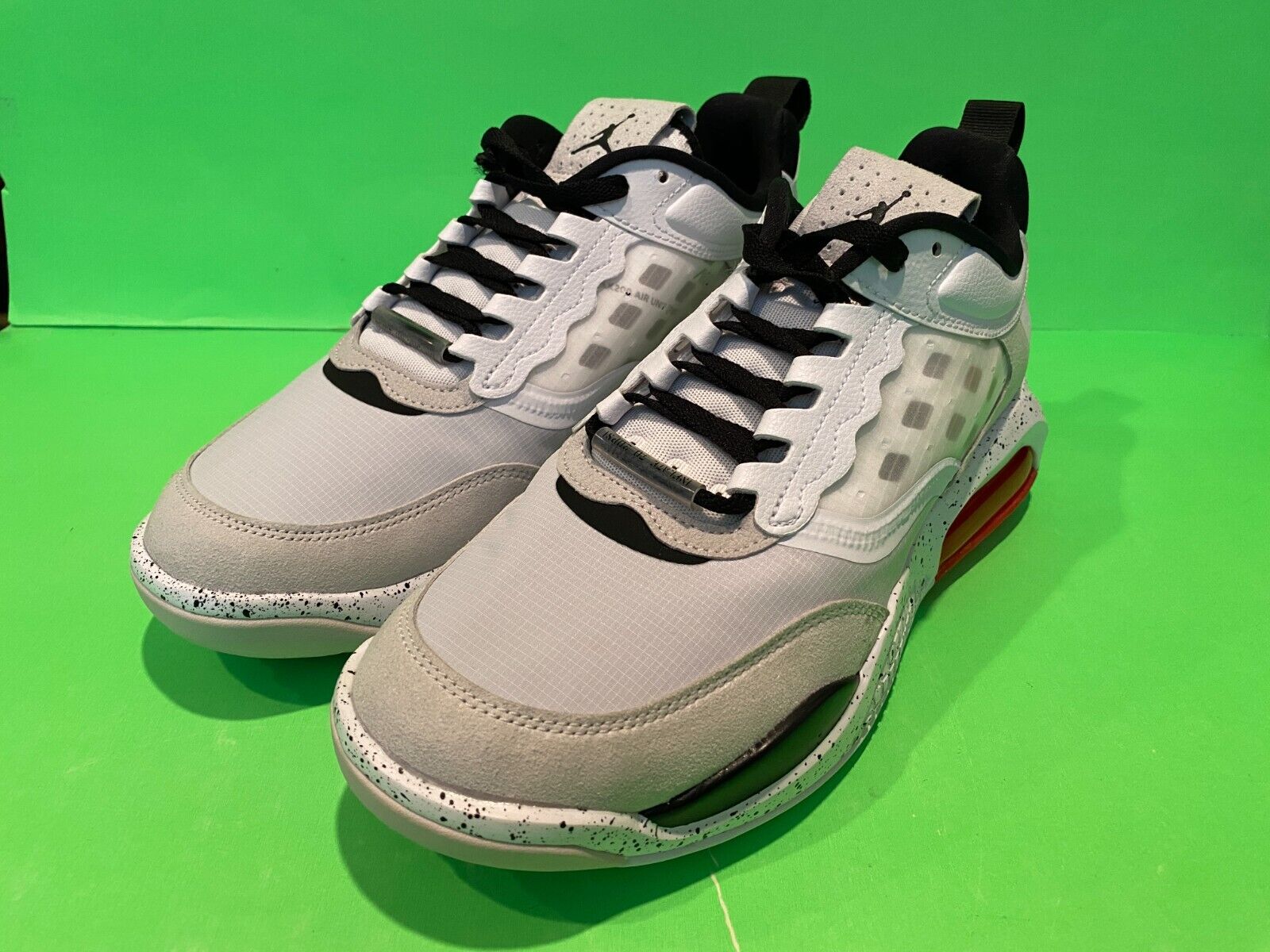 BRAND NEW JORDAN AIR MAX 200 SZ 9.5 WHITE BLACK RED XIII IV