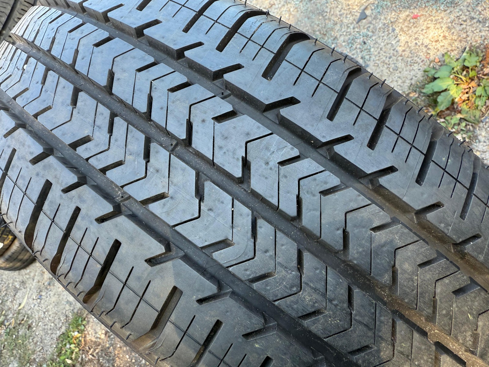 New 215 65 16C Michelin, Agilis 51, M+S 106/104T x1 Single Tyre (F1_tyres) YD171