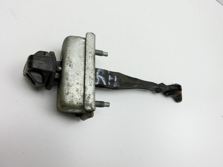Opel Astra J 12-18 Kombi Türfangband Türbremse Türanschlag Rechts Hinten Opel Astra J 12-18 01.01.2013 13270612... Bild 4