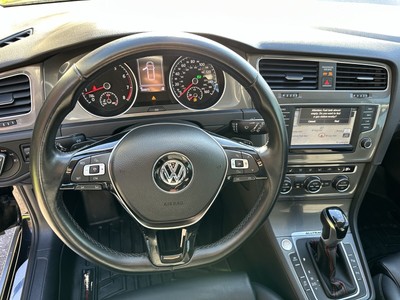 image 2 of interior