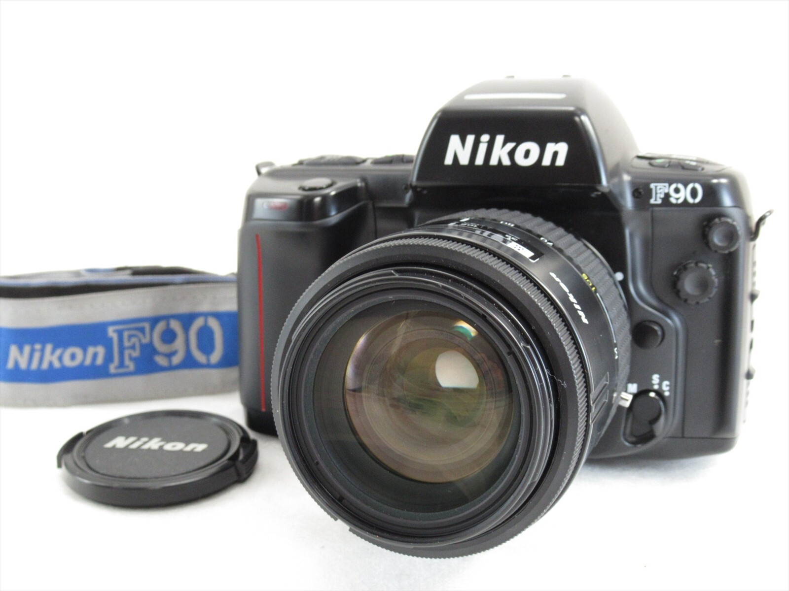 Nikon F90 フィルムカメラ Nikon F90 | Guide about functions, films and batteries