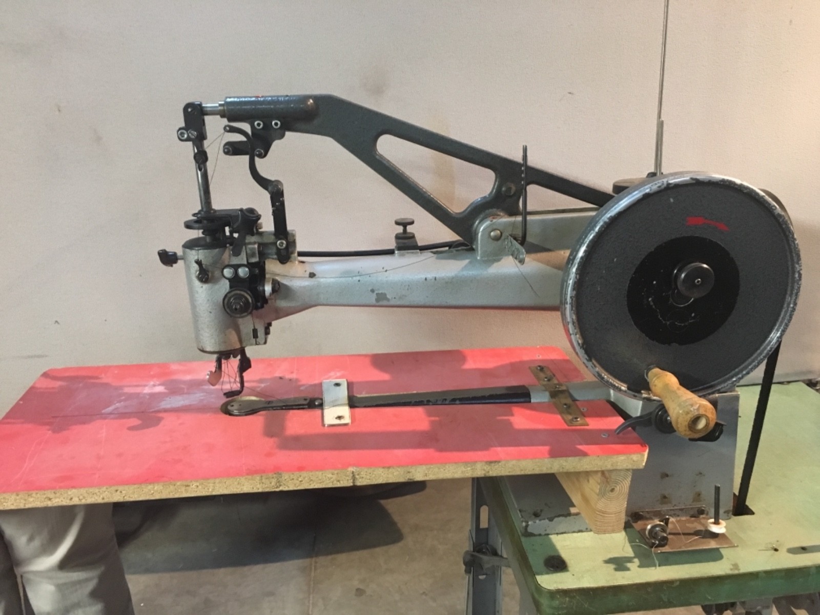 clase sewing machine, shoe patcher,