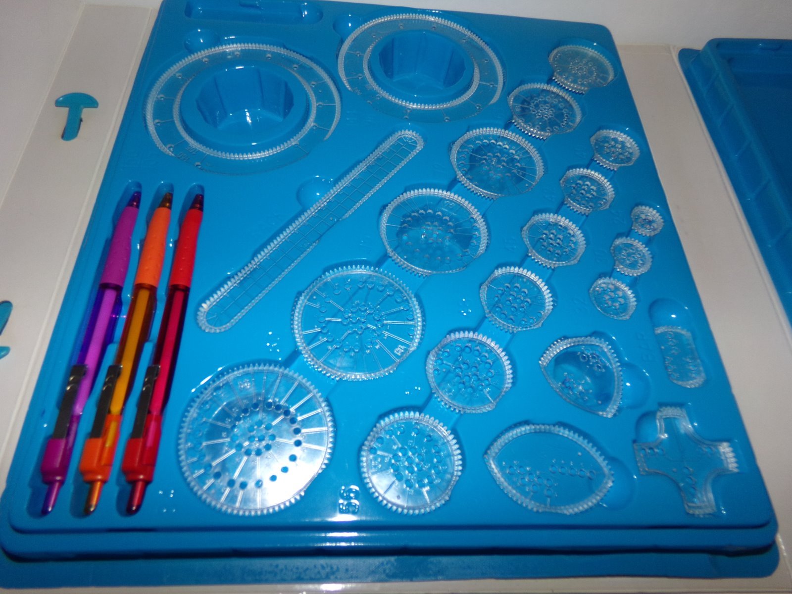 Original Spirograph Deluxe Set with Storage Case VGUC