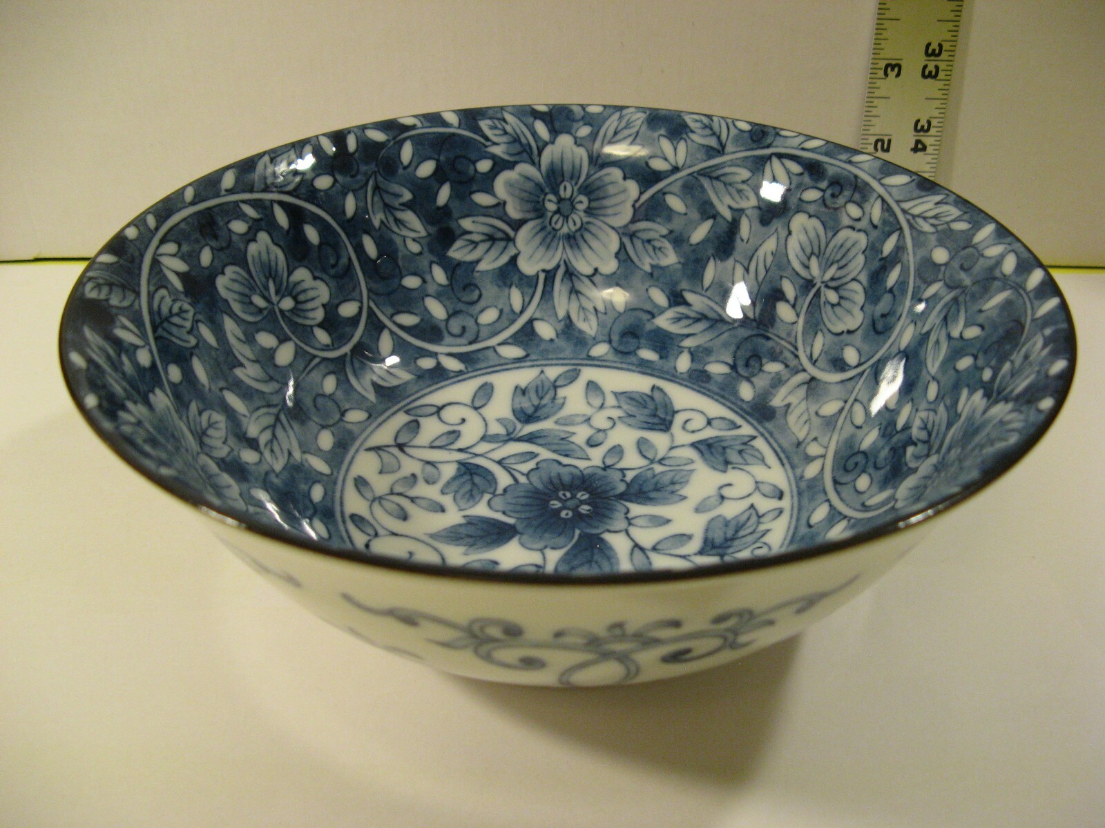 YOKOHAMA STUDIO CERAMIC HAND PAINTED SERVING BOWL/GREAT COND/MADE IN JAPAN/NICE.