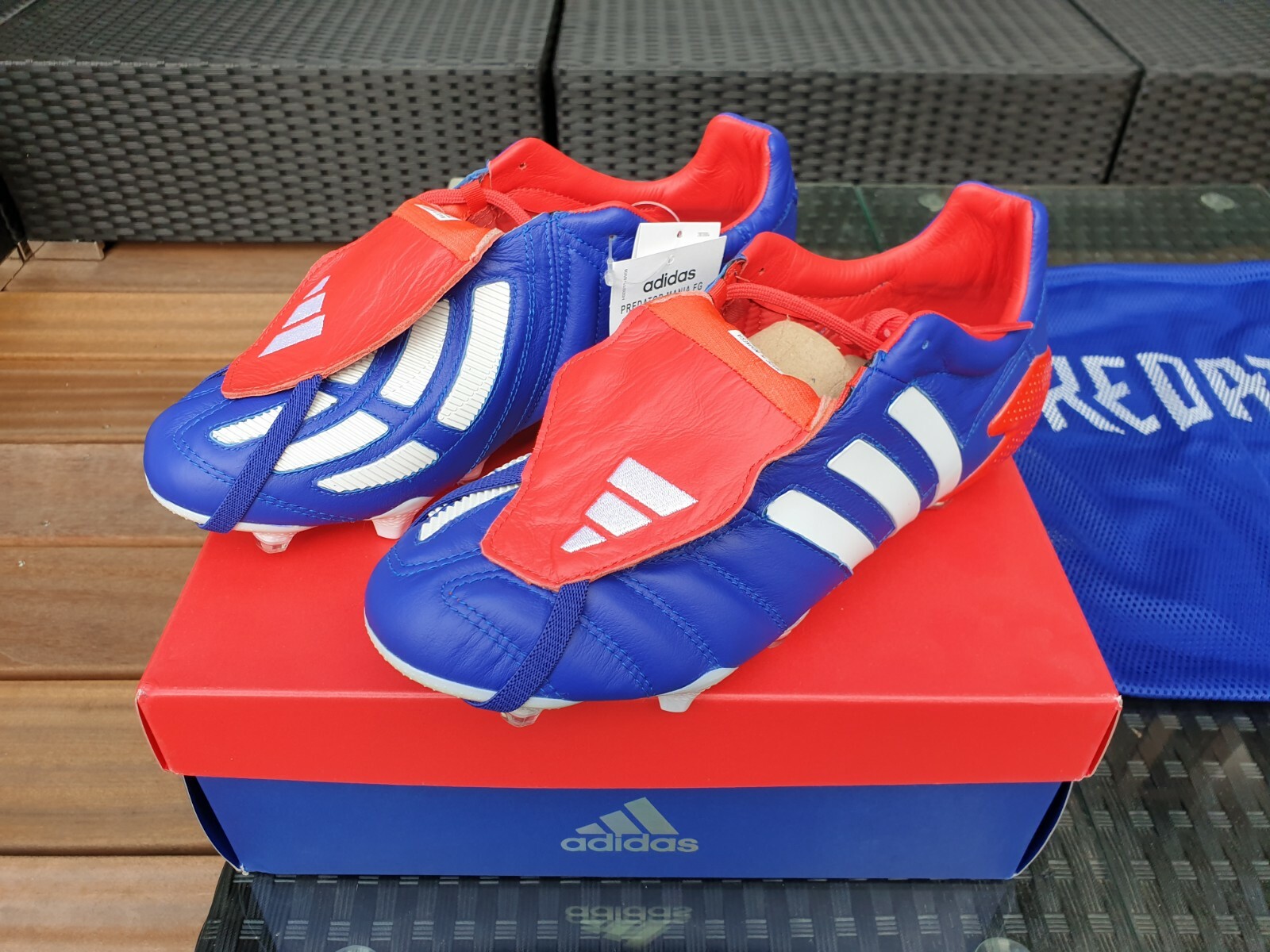 Adidas Predator Mania FG Japan Blue Remake Size EUR 44,5 Adidas Predator Mania FG Japan Blue Remake Size EUR 44,5