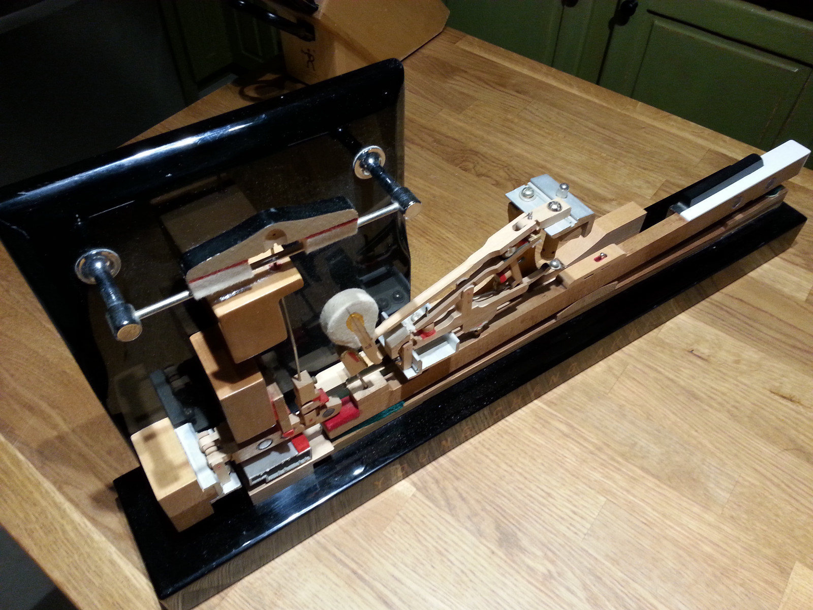 Young chang, Grand piano action model (Actual size).