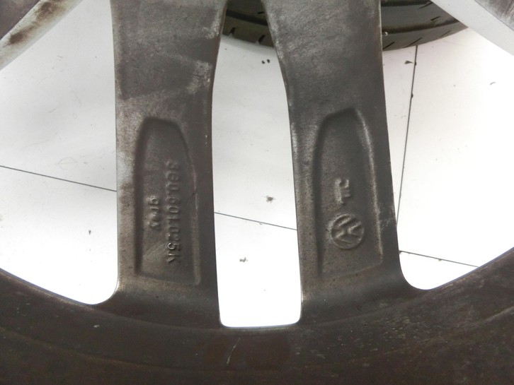 VW Passat 3G 14-19 4 x Kompletträder Aluminiumfelge Sommerreifen 245/40R18 5X112 VW Passat 3G 14-19 11.04.2016... Bild 20