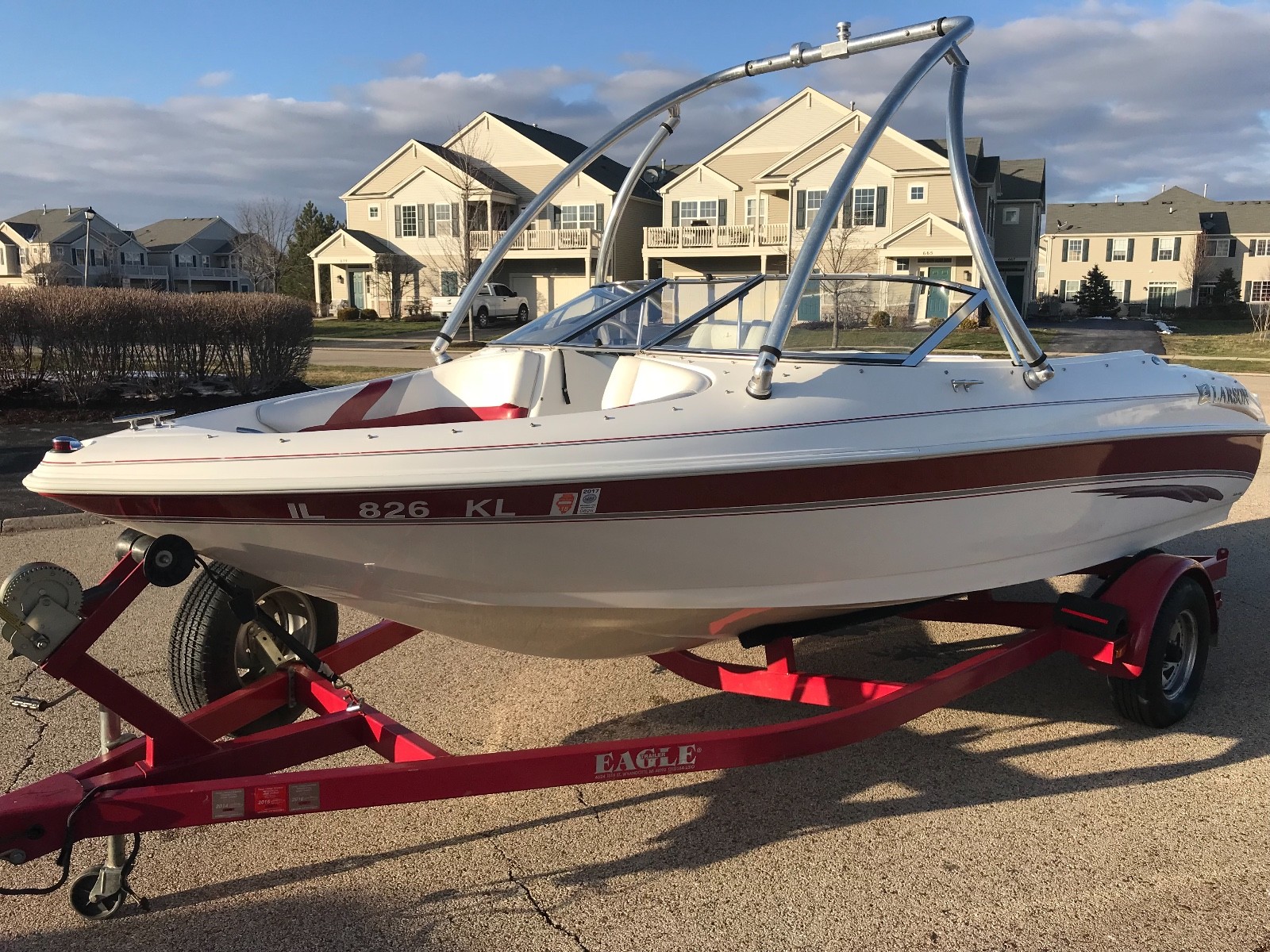 Larson 186 SEI open bow with tower and extended swim platform low hours