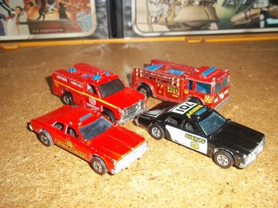 4 VTG. HOT WHEELS BLACKWALL EMERGENCY FIRST RESPONSE VEHICLES.