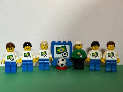 LEGO Sports 3411-1 Minifigures Soccer/ Football Players Team Brazil 2000