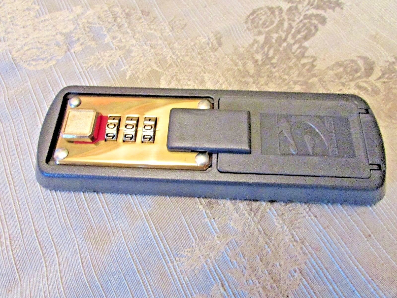 SECURITY LOCK / KEY SAFE COMBO. (NEW)