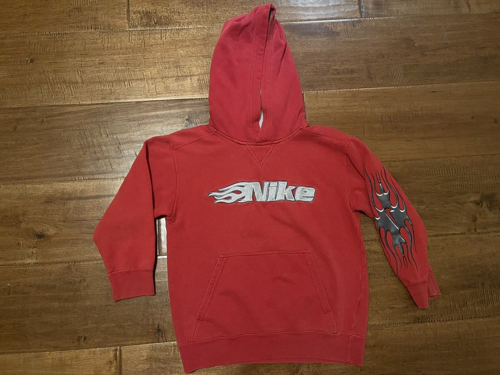 nike flame logo sweatshirt