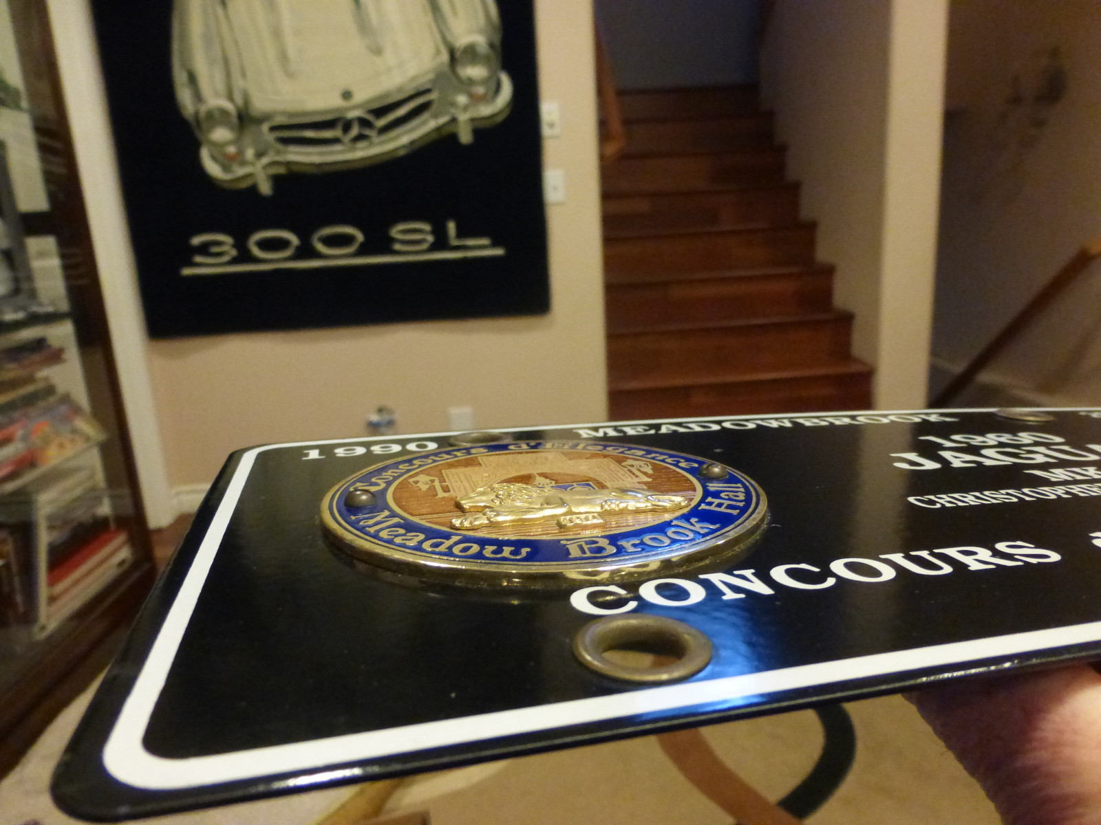 1990 MEADOWBROOK Concours Badge and enameled License Plate plaque. Jaguar Mark 9