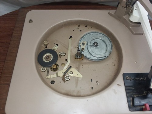 Garrard 4 Speed ChangerTurntable