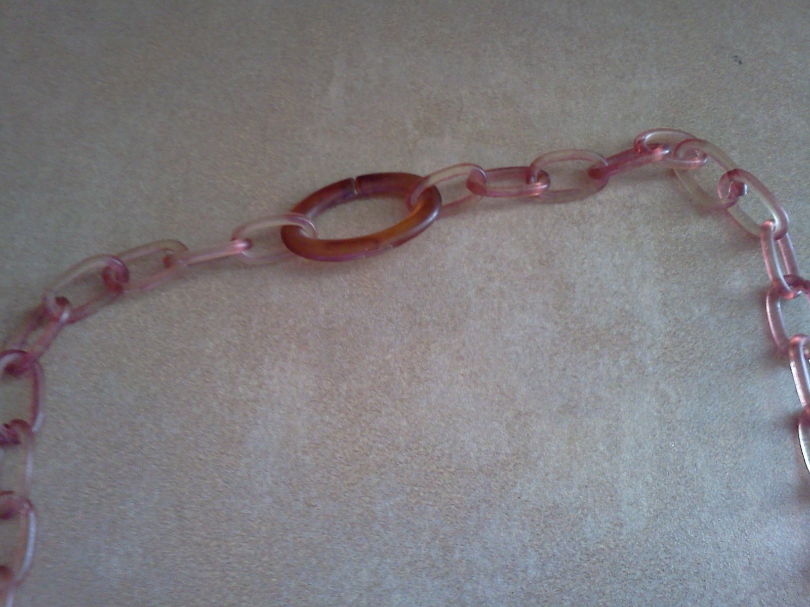 Vintage CELLULOID Chain Choker Necklace with Carved Wooden Leaves