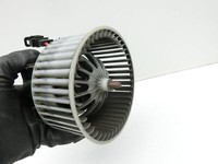 Range Rover Evoque Gebläsemotor Lüftermotor Heizungsgebläse Range Rover Evoque 19.06.2012 LR016627 0130101620... Vorschau 6