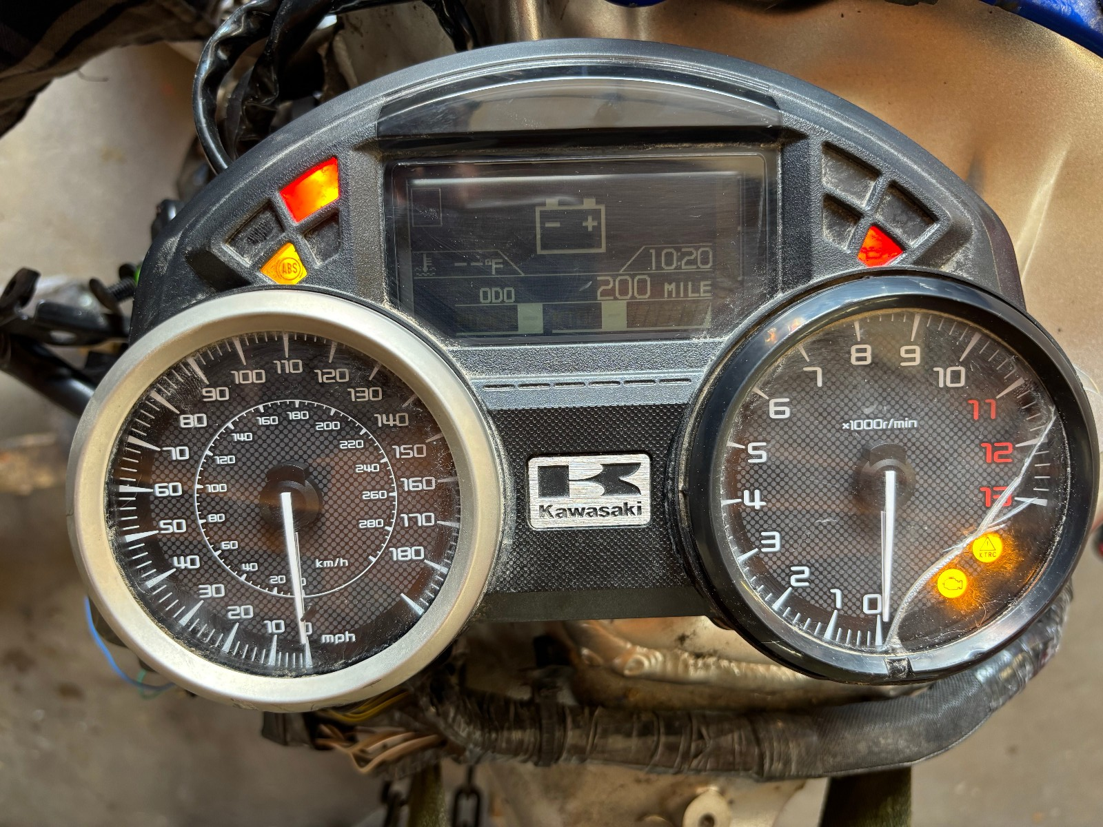 14th メンズサイズ1 2016-2024 Kawasaki ZX14R ZX14 OEM Speedometer Gauge Cluster