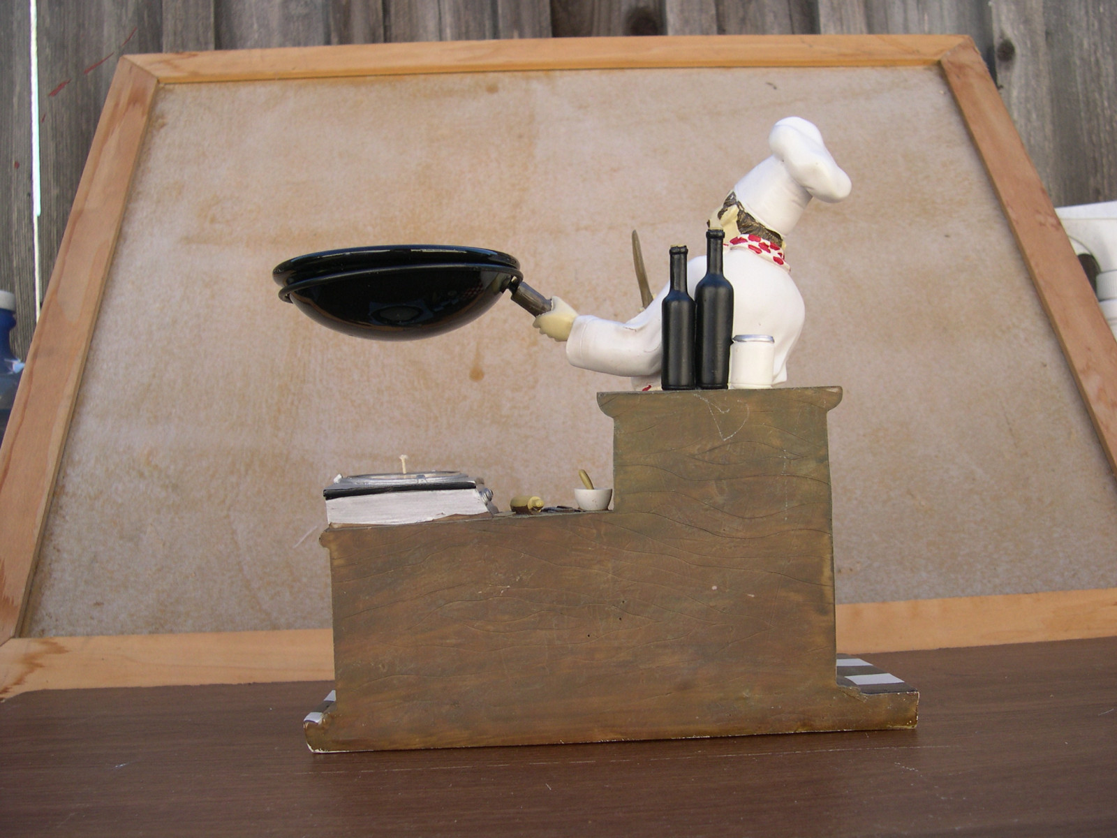 T/B Chef Cooking P2 scent warmer