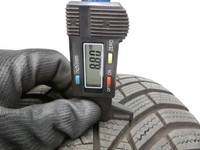 Audi A4 8W B9 19-24 2x Reifen Ganzjahresreifen Continental 225/50R17 98H 8.80-8.95mm Audi A4 8W B9 19-24 24.10.2019... Vorschau 4