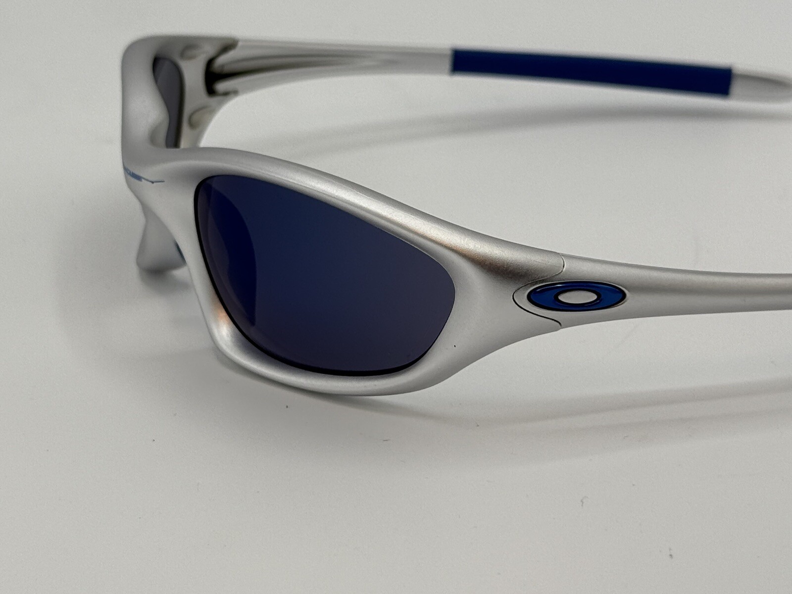 マ*ュ様 Oakley twenty XX OAKLEY TWENTY XX FMJ SUNGLASSES SILVER W/ ICE BLUE IRIDIUM