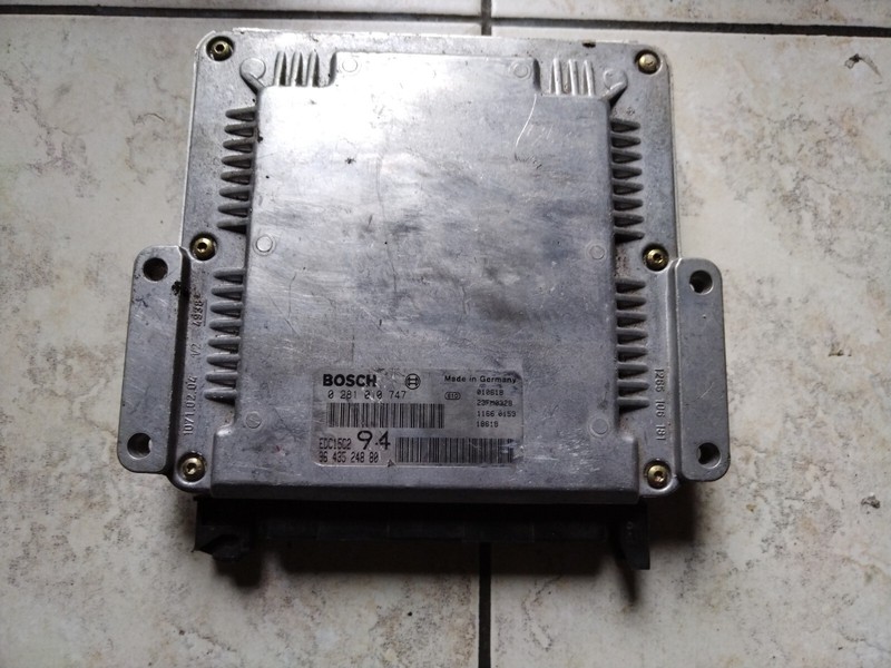 Calculateur Moteur Peugeot 307 2.0 Hdi 9643524880 0281010747