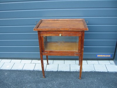 Teeschrank gebraucht kaufen! Nur noch 2 St. bis -70% günstiger