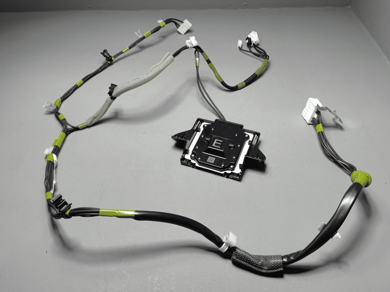 Used 2019-2023 Toyota RAV4 GPS Navigation Antenna Module W/ Wire Harness OEM