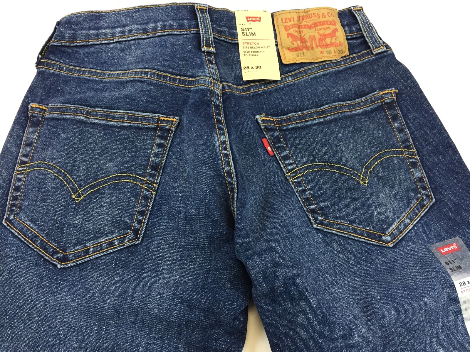 Старые модели джинсов. Ливай страусс первые джинсы левис. Левайс 066. Левайс 501 005010000. Джинсы леви страусс 1873 года.