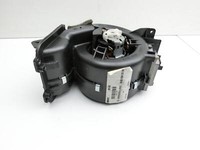 Mercedes C209 CLK 320 05-09 Gebläsemotor Lüftermotor Heizungsgebläse Mercedes C209 CLK 320 05-09 05.03.2003... Vorschau 2