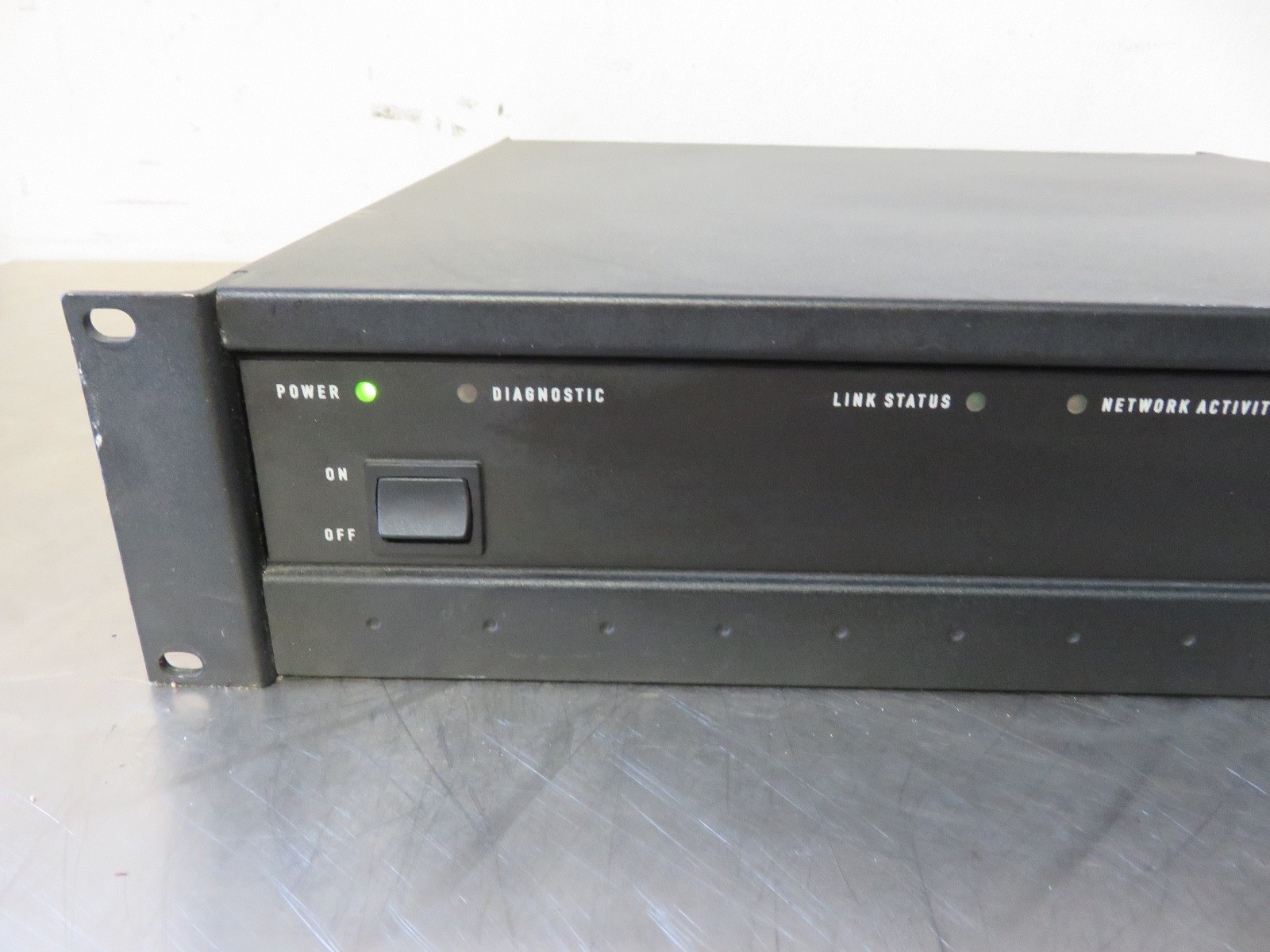 QSC CM16- 20 Mips digital control monitoring Processor