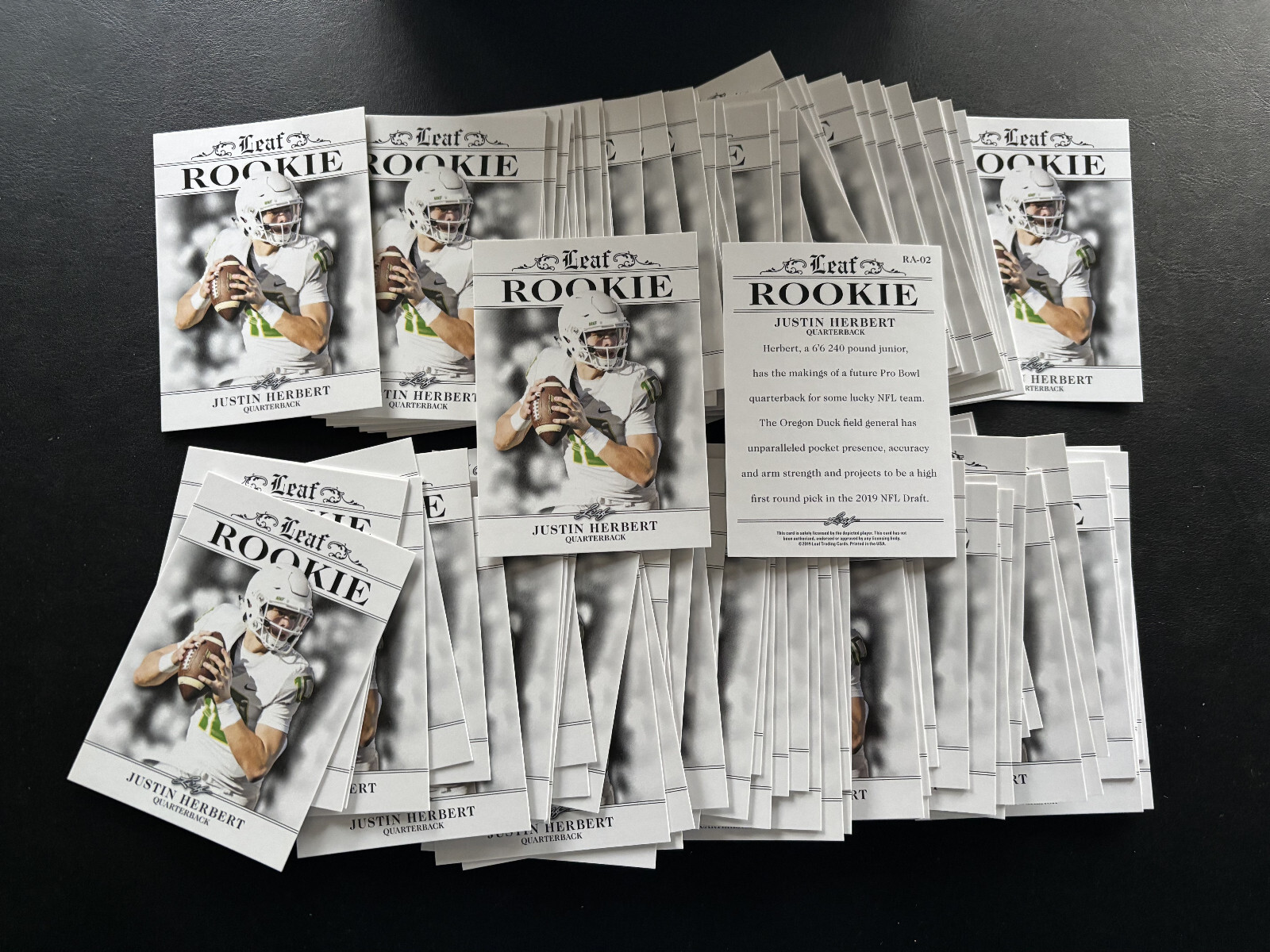 2019 Leaf Rookie #RA-02 Justin Herbert RC Lot of 100 Rookie Cards